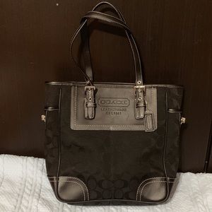EUC Coach Vintage Signature Black Jacquard Tote